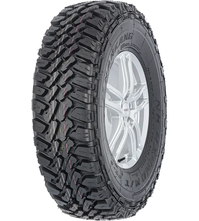Nankang FT9 30x9.50 R15 104 Q POR